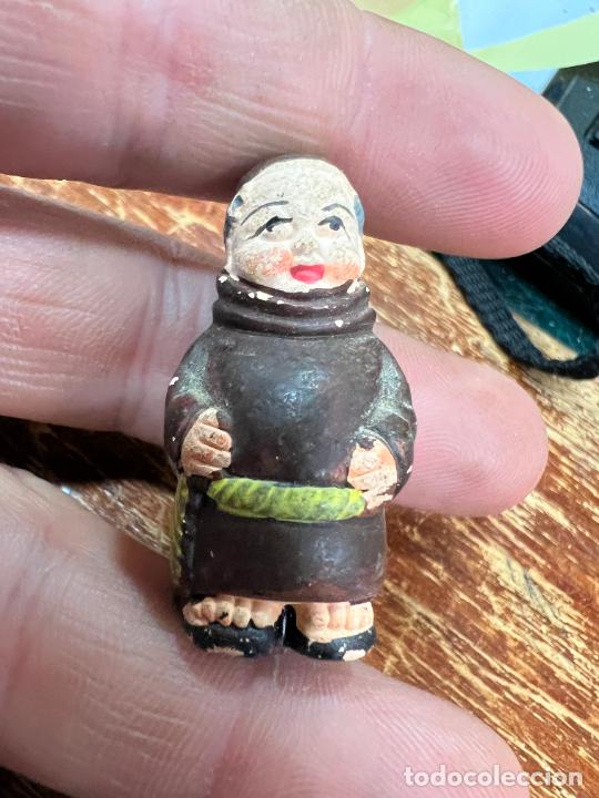 Oggetti Antichi: ANTIGUO FRAILE DE TERRACOTA - MEDIDA 4 CM