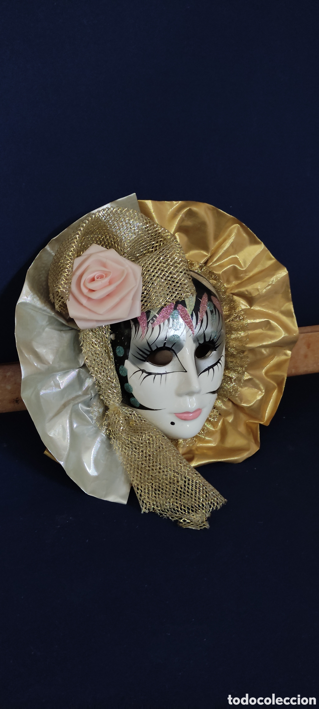 Antig&uuml;edades: MASCARA DE PORCELANA - Foto 2