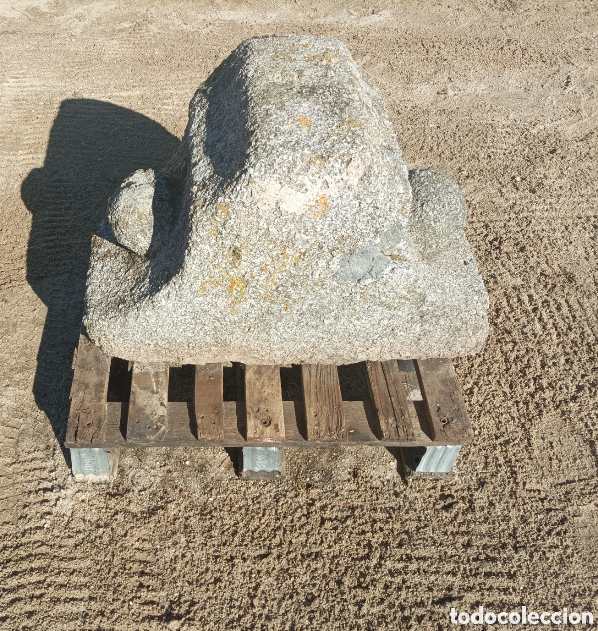 Antig&uuml;edades: Capiteles de granito - Foto 2