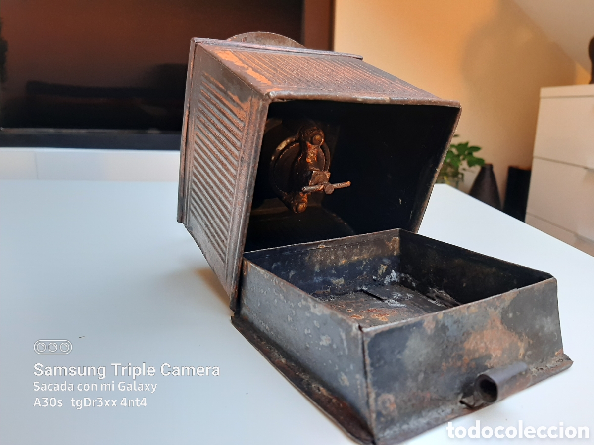 Antig&uuml;edades: Molinillo lata antiguo - Foto 3