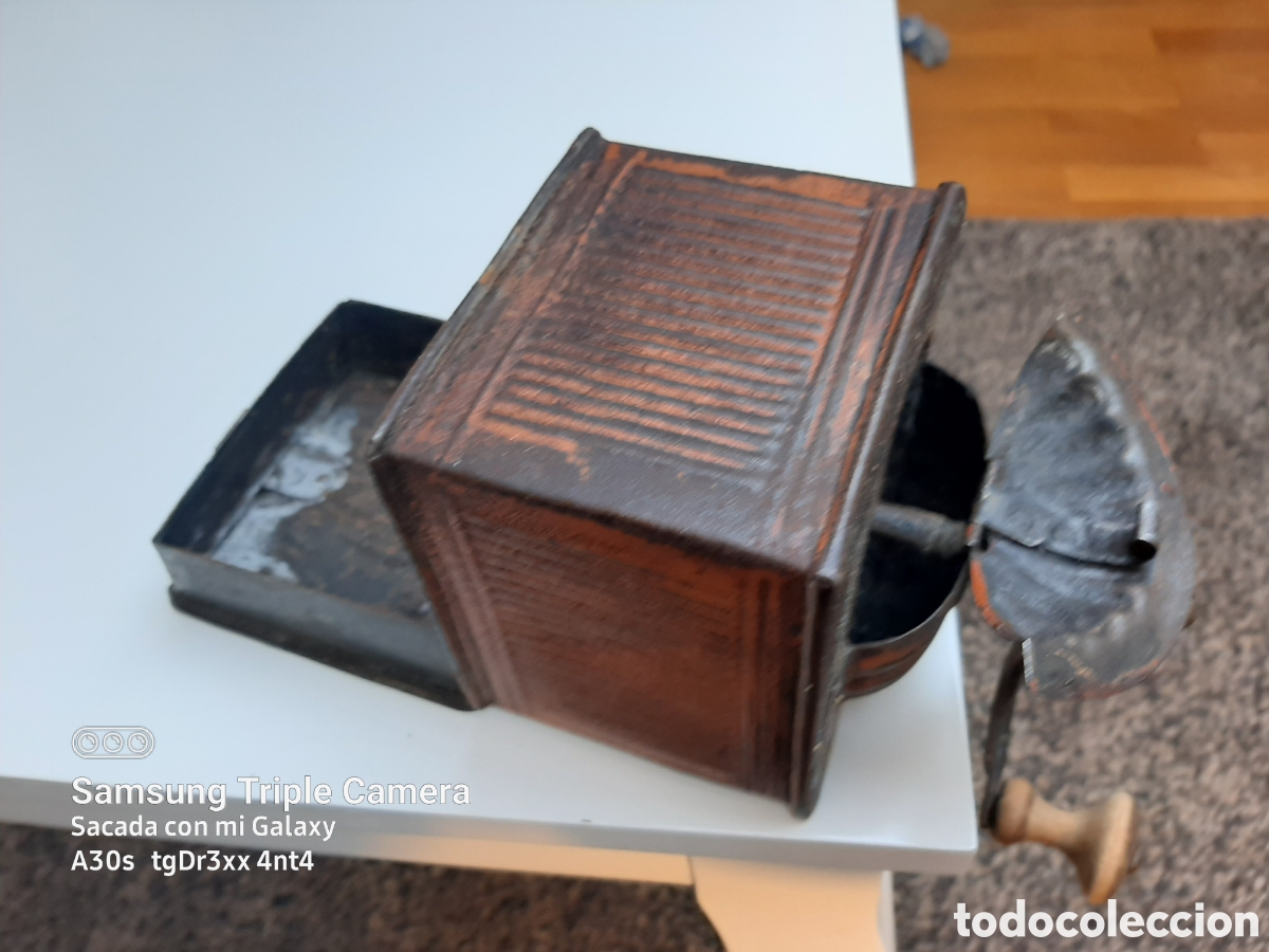 Antig&uuml;edades: Molinillo lata antiguo - Foto 4