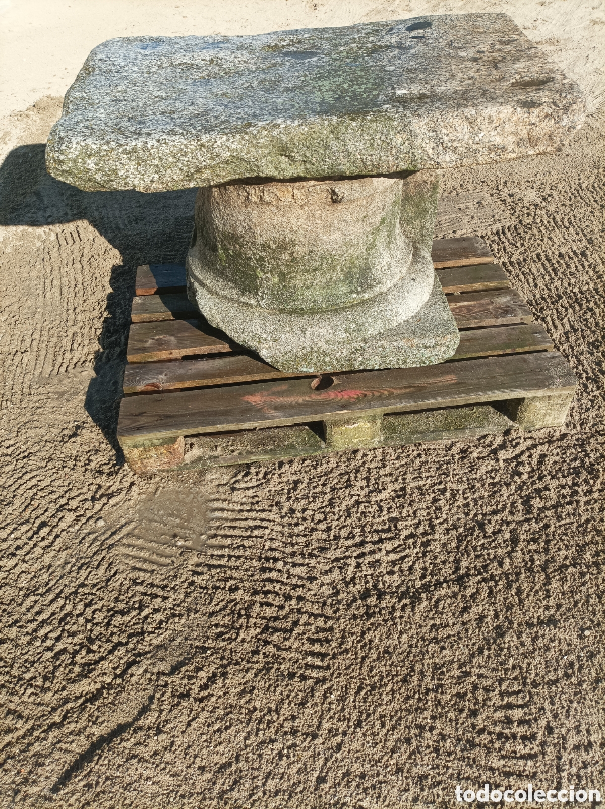 Antig&uuml;edades: Mesa antig&uuml;a de granito - Foto 5