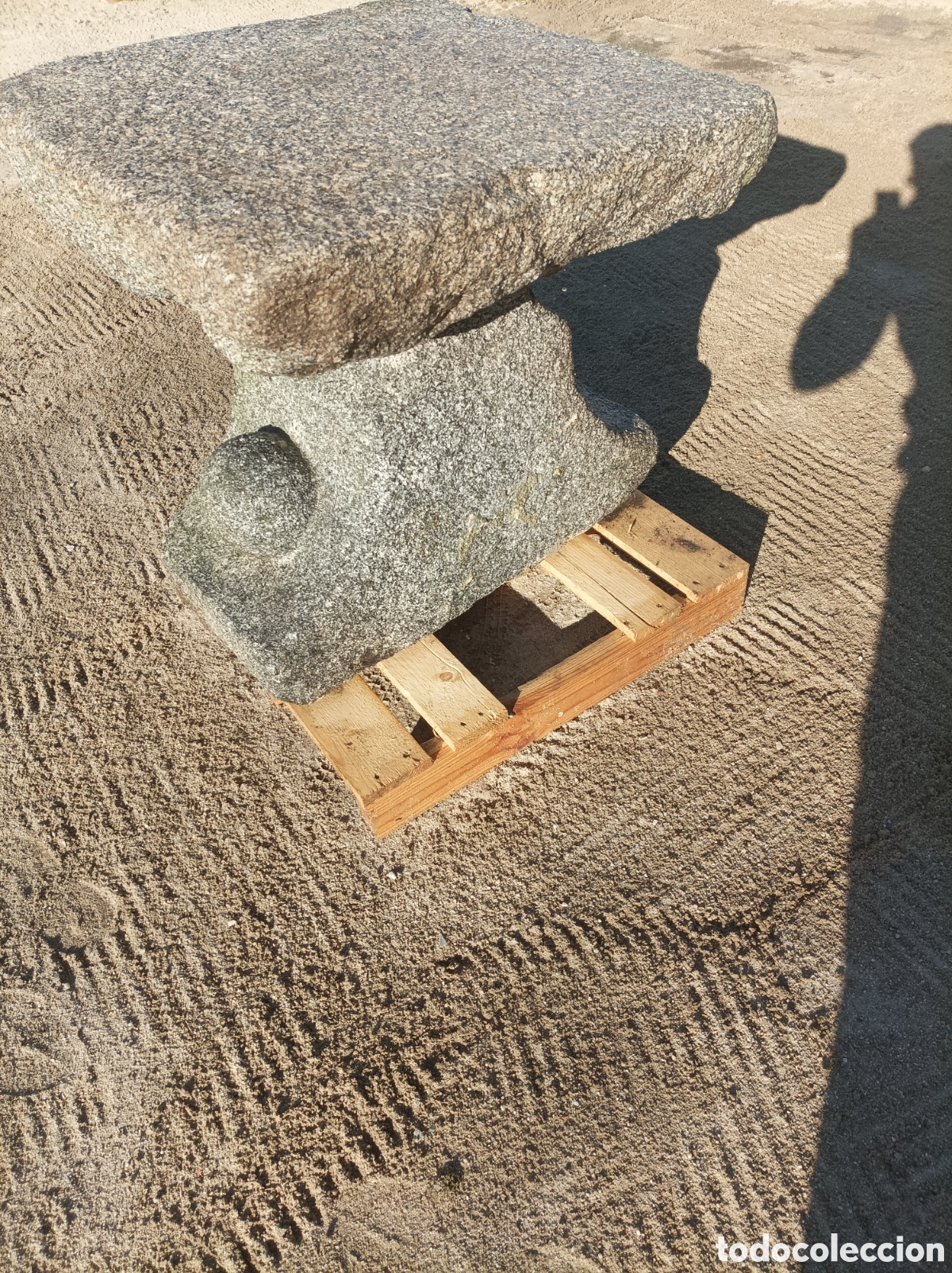 Antig&uuml;edades: Mesa de granito antig&uuml;a - Foto 4