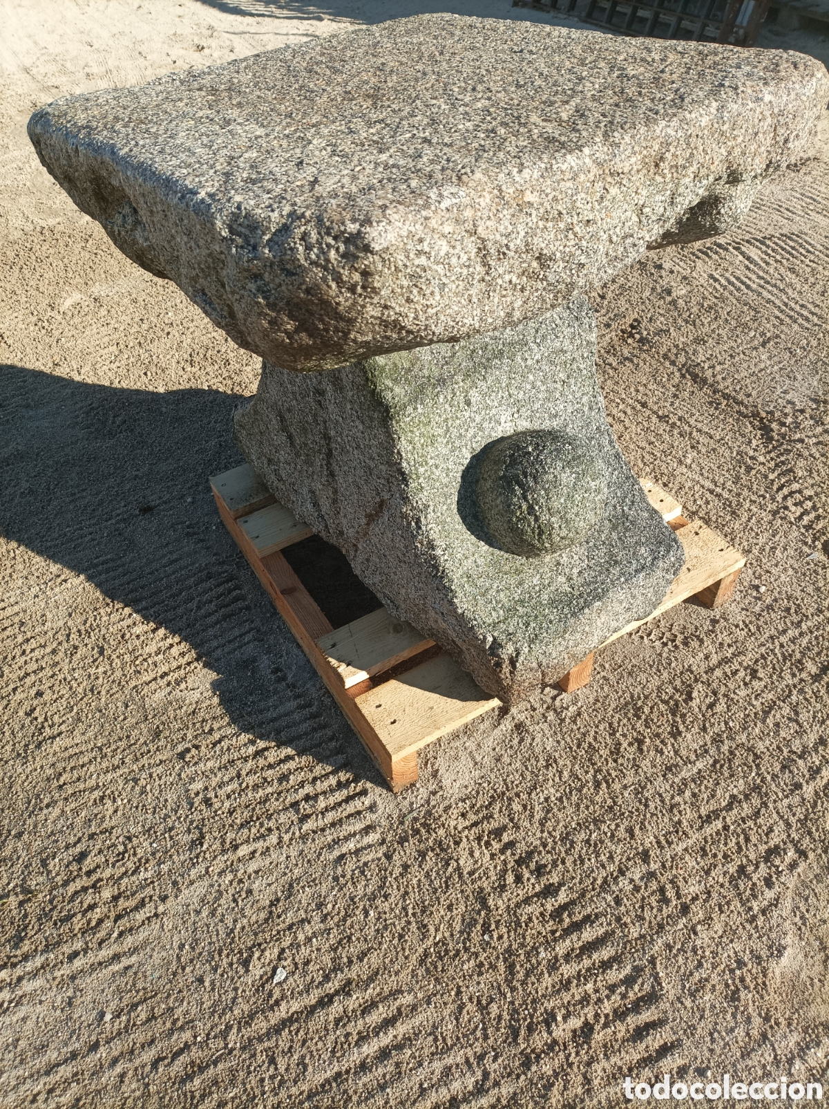 Antig&uuml;edades: Mesa de granito antig&uuml;a - Foto 5