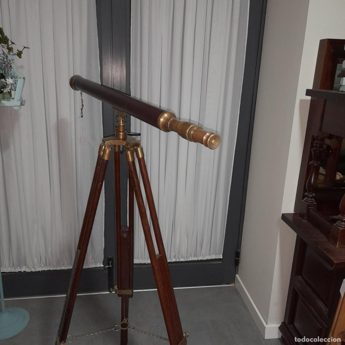 Antig&uuml;edades: Telescopio de bronce con tripode de madera - Foto 3