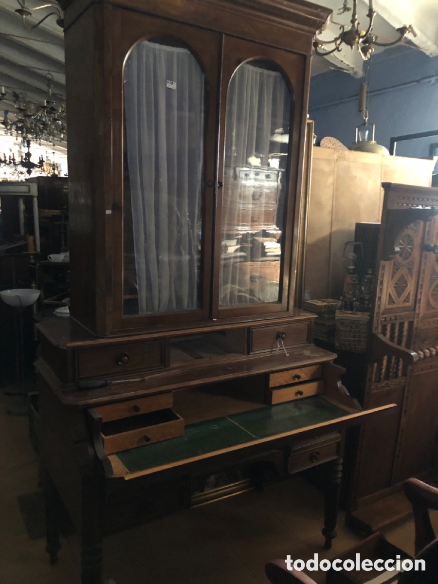 Antig&uuml;edades: G Bureau en madera de caoba. - Foto 15