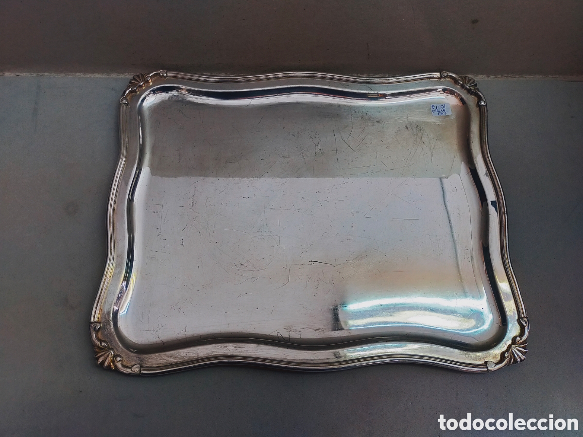 Antig&uuml;edades: BANDEJA CUADRADA CON DECORACION VEGETAL. - Foto 2