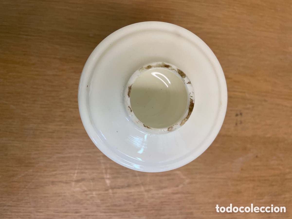 Antig&uuml;edades: Base pie de quinque de cristal de opalina blanco con dep&oacute;sito. - Foto 3
