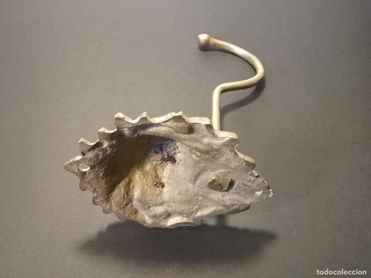 Antig&uuml;edades: COLGADOR CABEZA DE LEON - Foto 3
