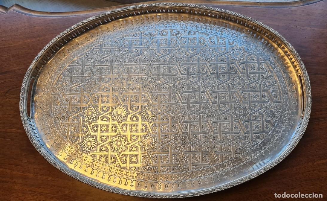 Antig&uuml;edades: Bandeja &Aacute;rabe de alpaca plateada - Foto 2