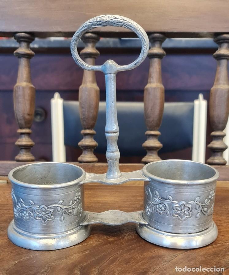 Antig&uuml;edades: Juego de aceitera y vinagrera en peltre. - Foto 2
