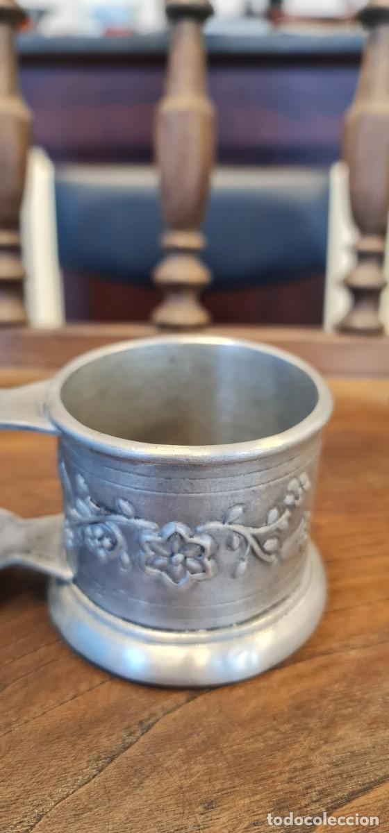 Antig&uuml;edades: Juego de aceitera y vinagrera en peltre. - Foto 5