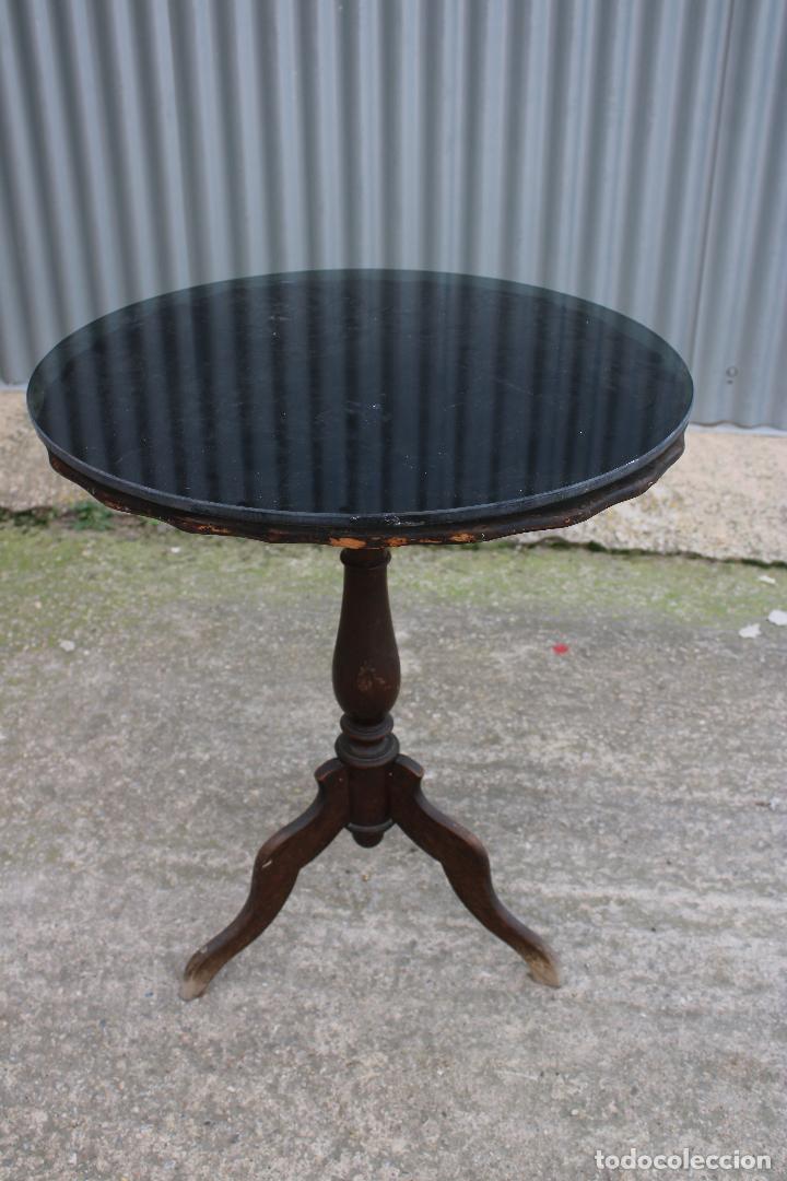 Antig&uuml;edades: mesa de marqueteria con cristal - Foto 4