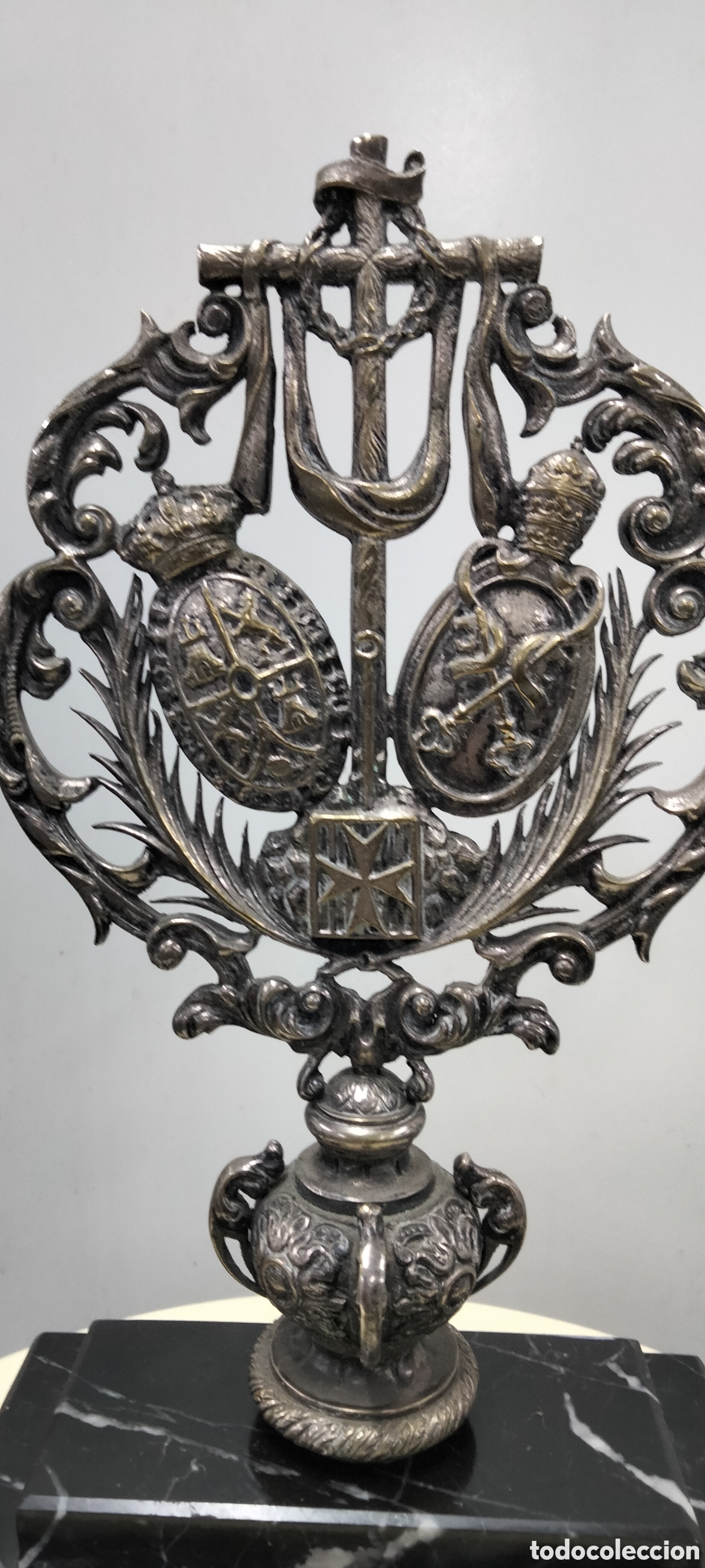 Antig&uuml;edades: INSIGNIA DE SEMANA SANTA BRONCE - Foto 2
