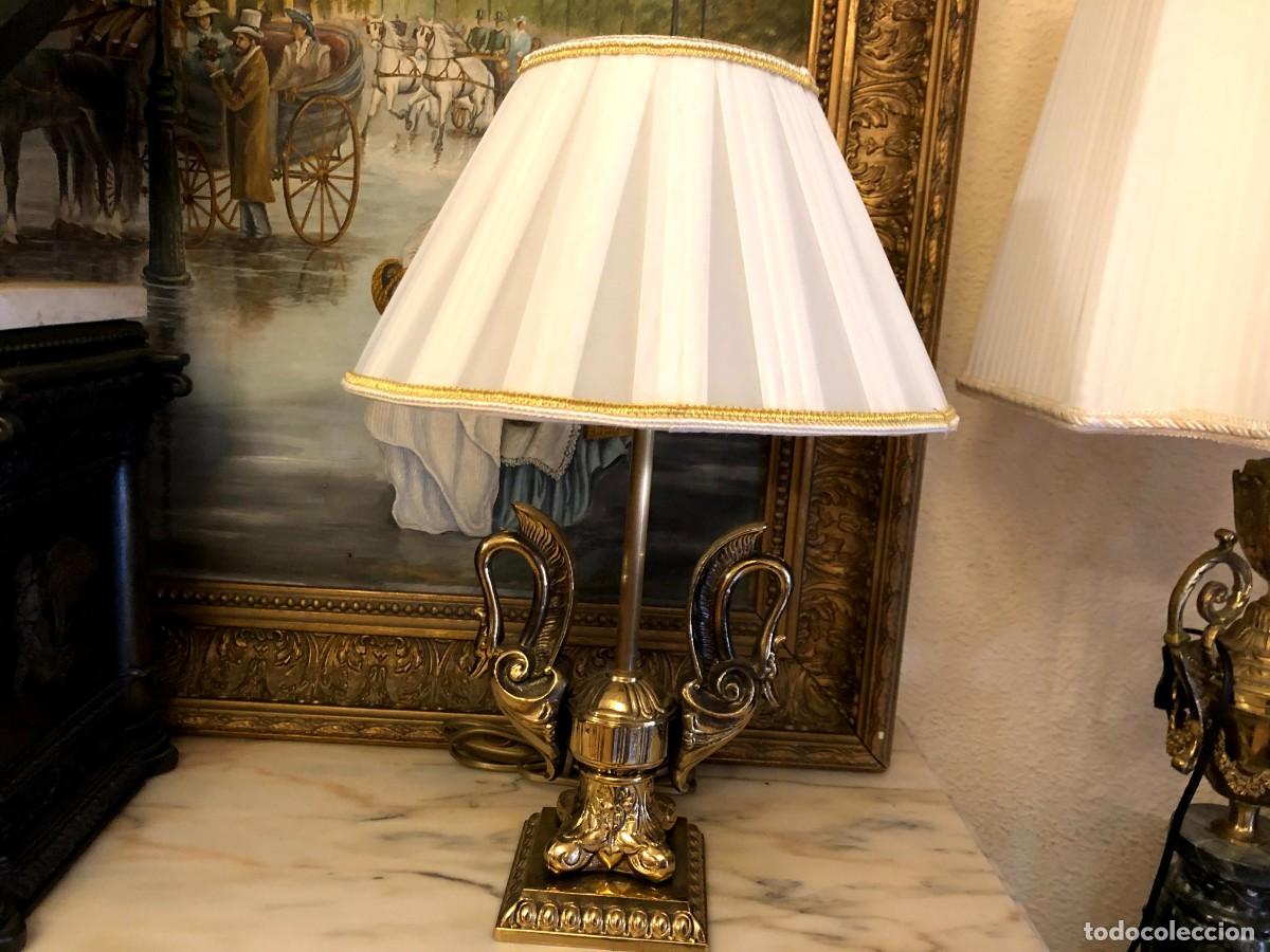 Antig&uuml;edades: Pareja de l&aacute;mparas en bronce 7 - Foto 5