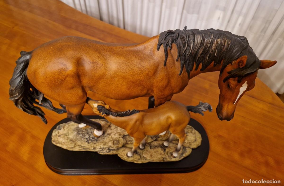 Antig&uuml;edades: Cer&aacute;mica de yegua con potro - Foto 10