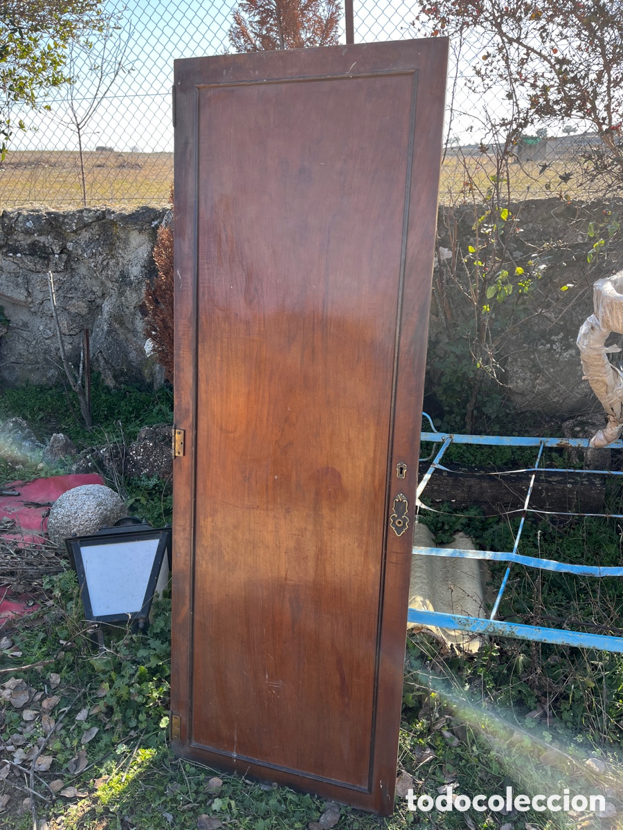 Antig&uuml;edades: Puerta de madera, ideal como cabecero. - Foto 1