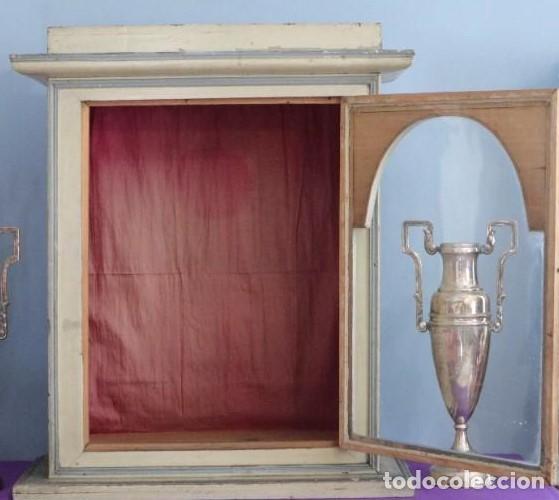 Antig&uuml;edades: CAPILLA-HORNACINA MADERA POLICROMADA - Foto 2