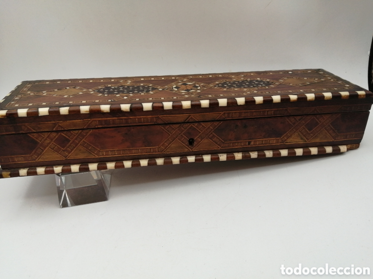 Antig&uuml;edades: Antigua caja rectangular. Taracea - Foto 5