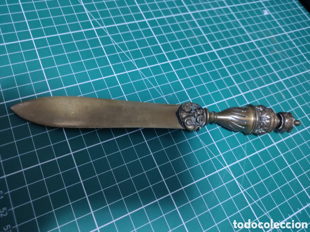 Antig&uuml;edades: Abrecartas bronce - Foto 1