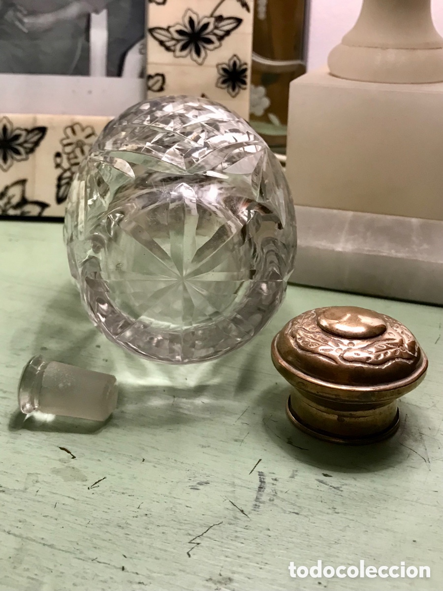 Antig&uuml;edades: Botella de Tocador cristal de Roca s.XIX - Foto 6
