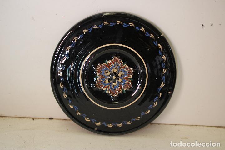 Antig&uuml;edades: posa platos de barro esmaltado - Foto 1