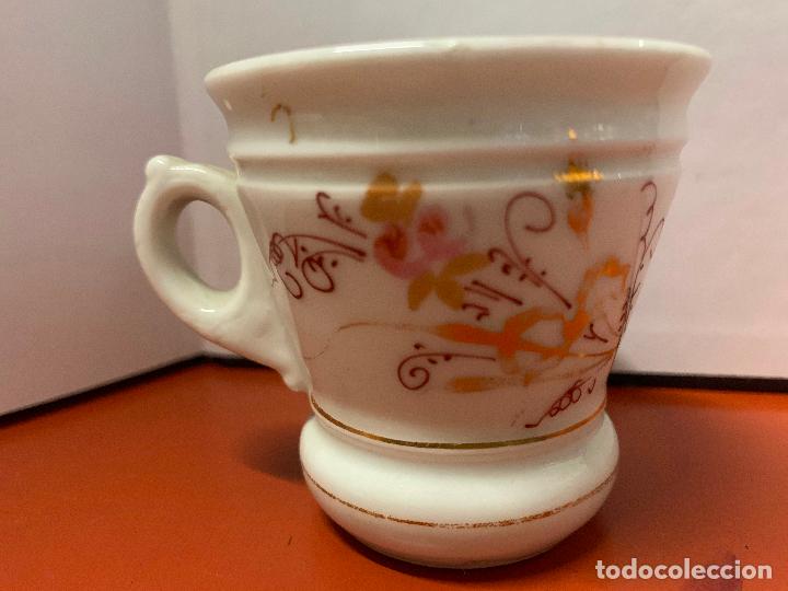 Oggetti Antichi: Antiguo pocillo s.XIX preciosa decoracion. 6,5cms altura x 6cm diametro