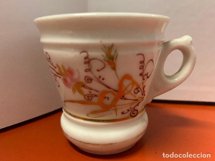 Oggetti Antichi: Antiguo pocillo s.XIX preciosa decoracion. 6,5cms altura x 6cm diametro