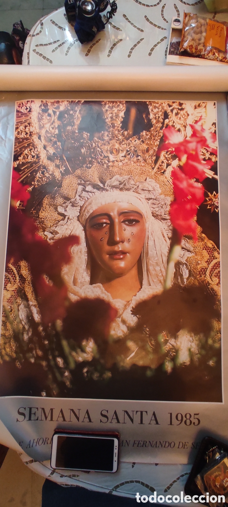 Antig&uuml;edades: Gran cartel de la Virgen de la Macarena - Foto 1
