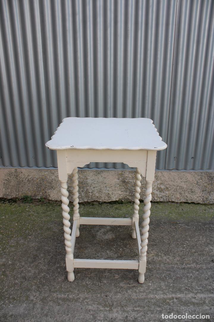 Antig&uuml;edades: mesa auxiliar de roble - Foto 3