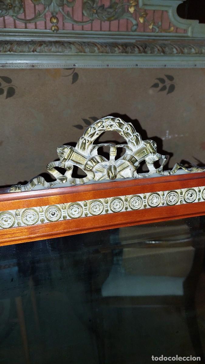Antig&uuml;edades: Espejo estilo Luis XVI Madera y bronce - Foto 3