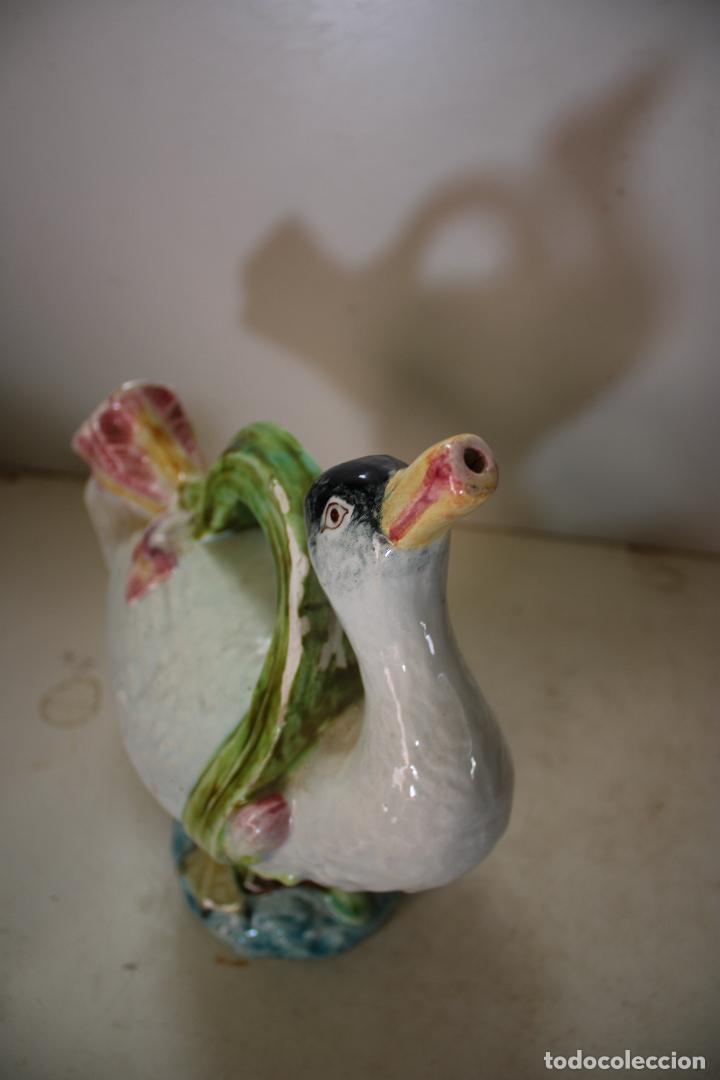Antig&uuml;edades: botijo pato - manises - Foto 2