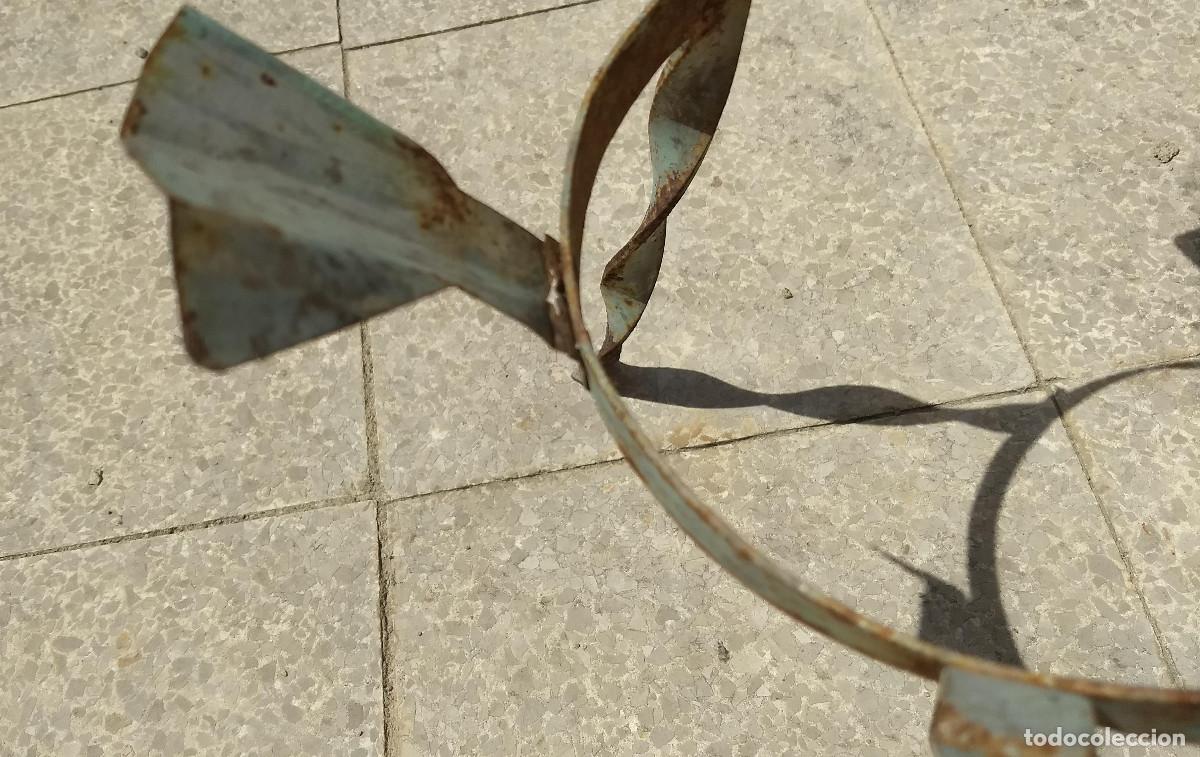 Antig&uuml;edades: Macetero en hierro forjado - Foto 5