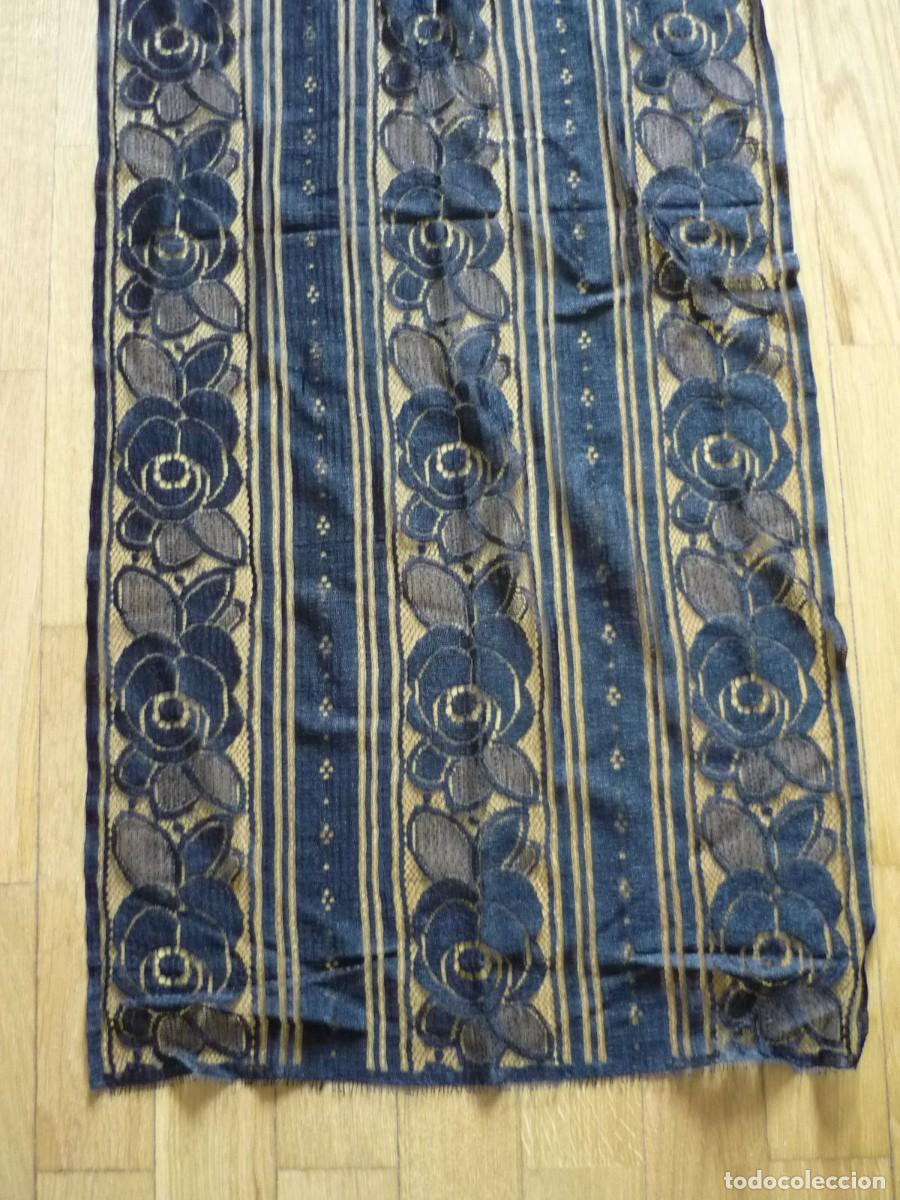 Antig&uuml;edades: Mantilla negra rectangular 36 x 163 cent&iacute;metros - Foto 4