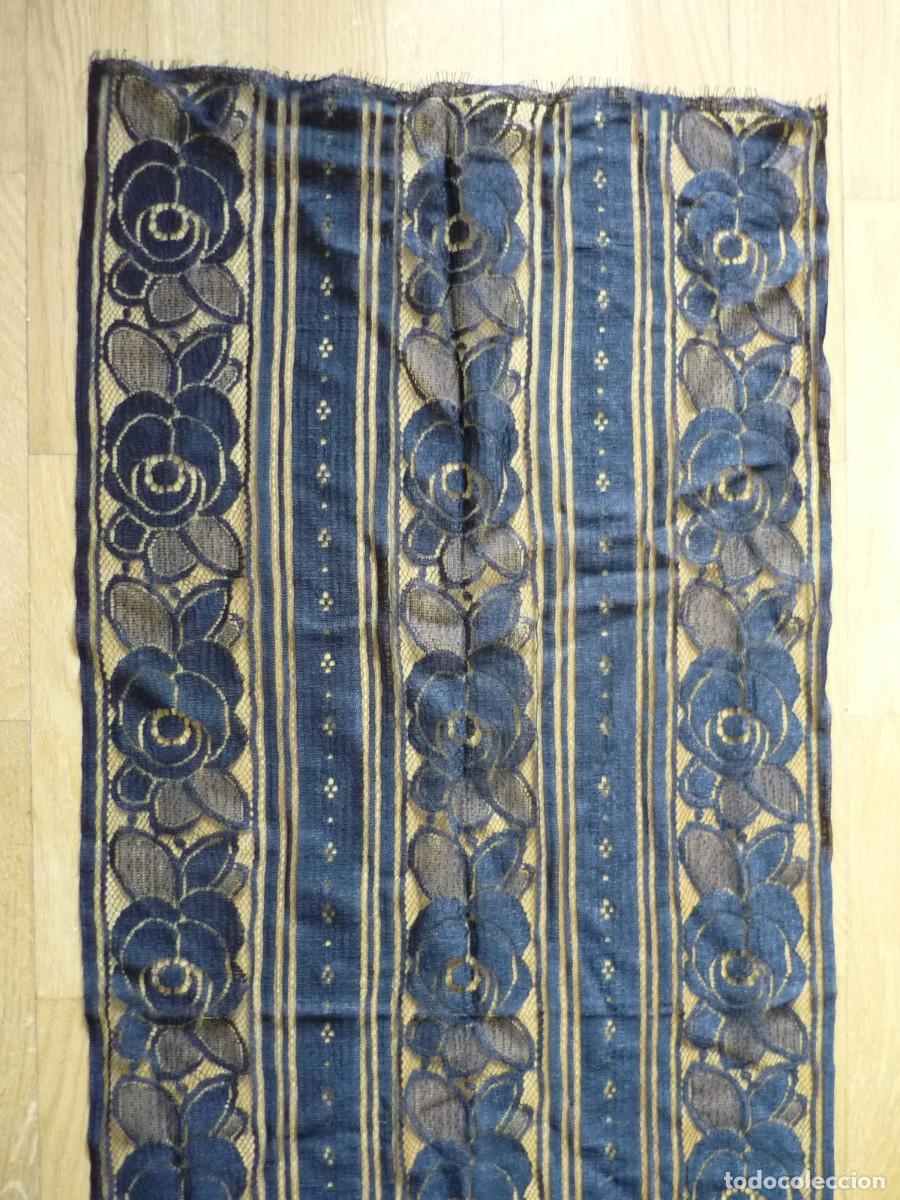 Antig&uuml;edades: Mantilla negra rectangular 36 x 163 cent&iacute;metros - Foto 6