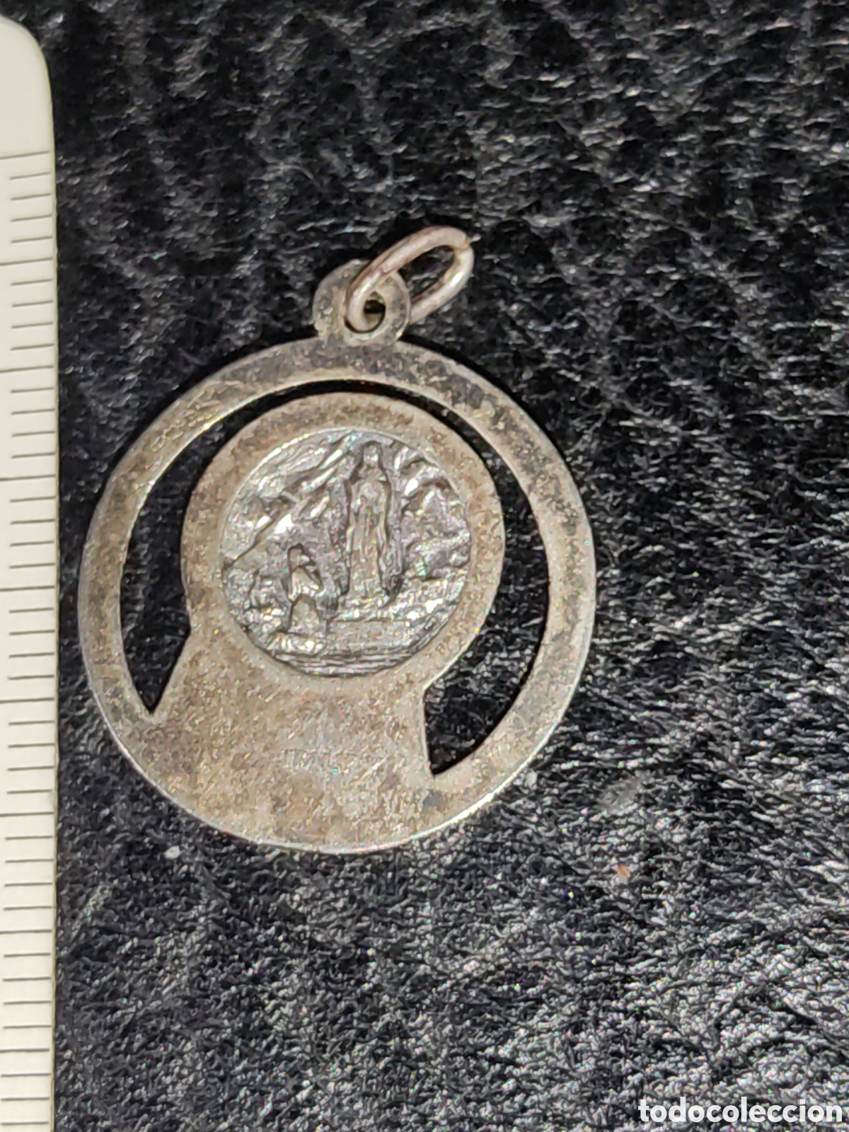Antig&uuml;edades: Medalla virgen de Lourdes. - Foto 3