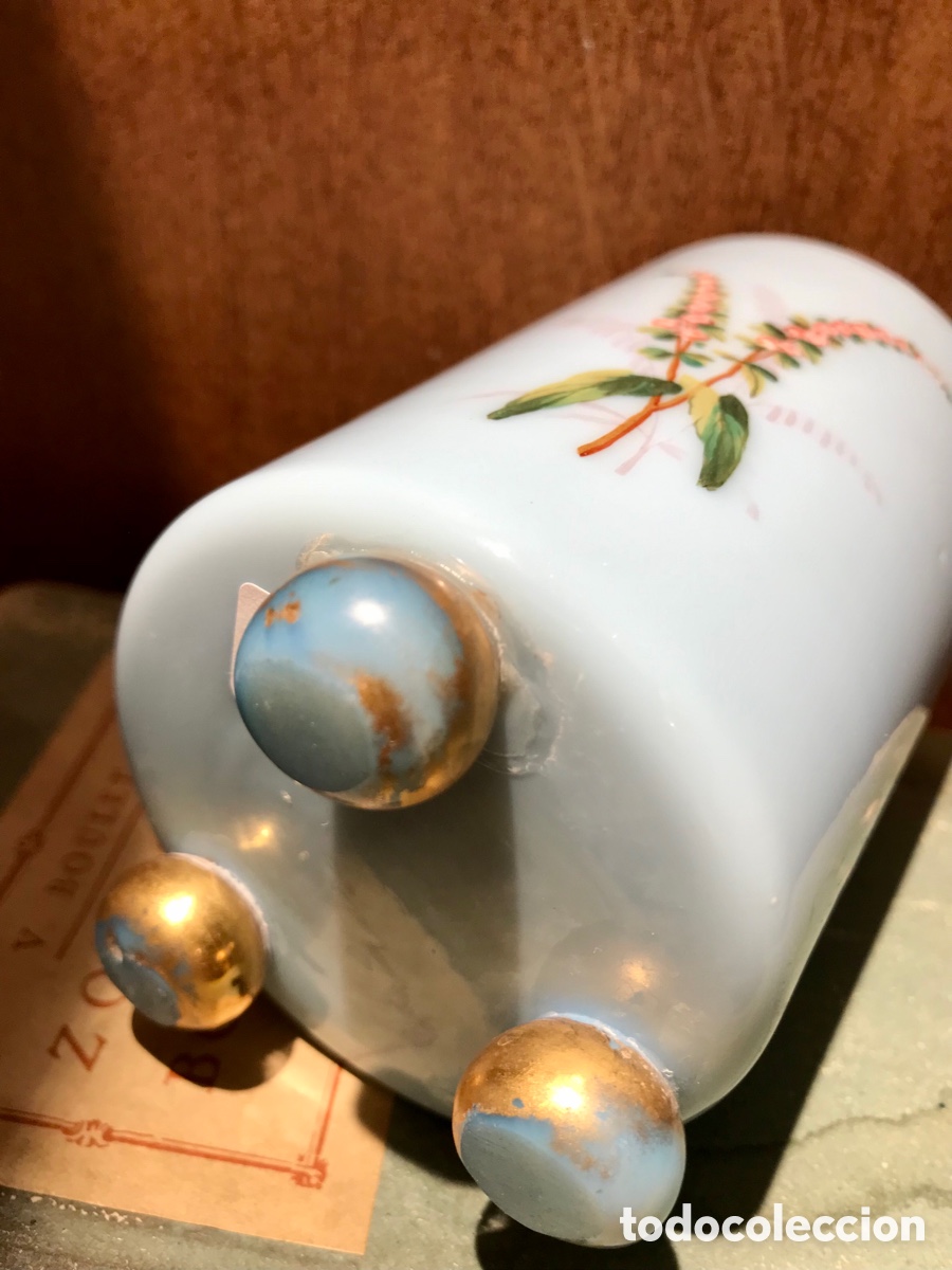Antig&uuml;edades: Vaso de Opalina S.XIX - Foto 3