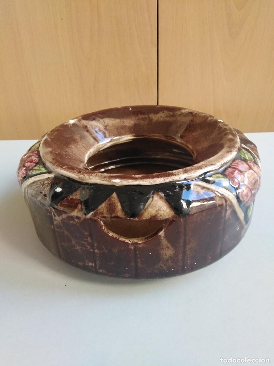 Antig&uuml;edades: Escupidera de cer&aacute;mica - Foto 3