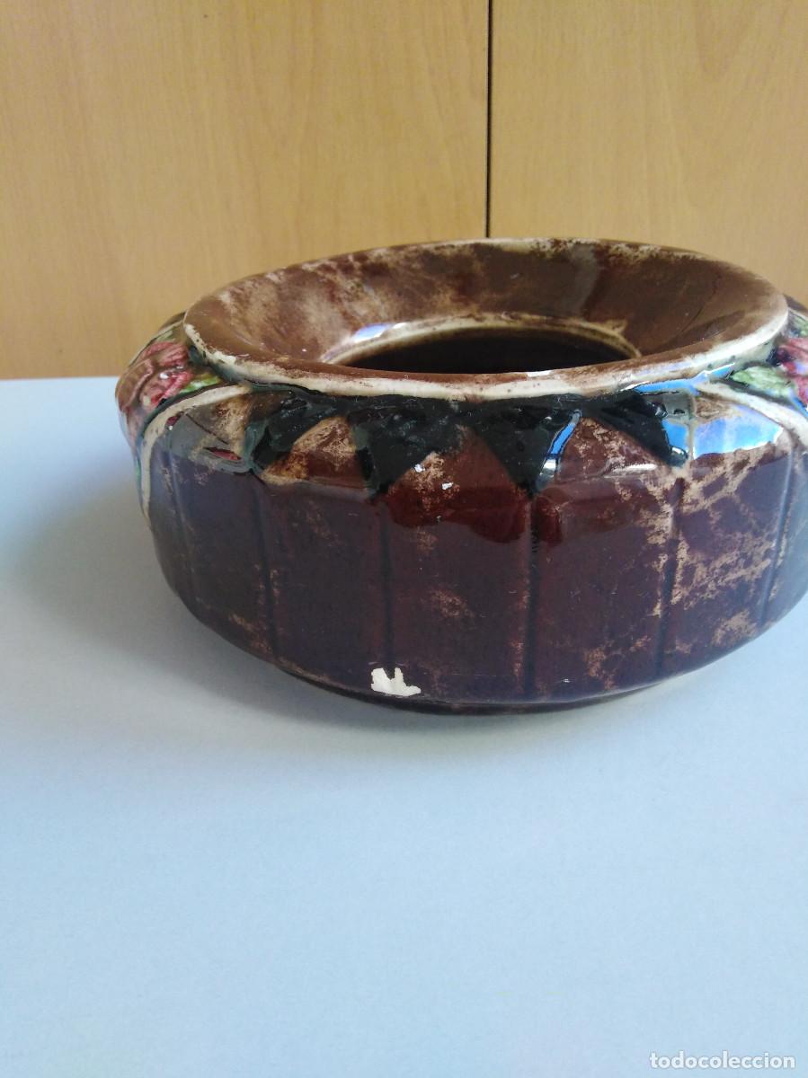 Antig&uuml;edades: Escupidera de cer&aacute;mica - Foto 4