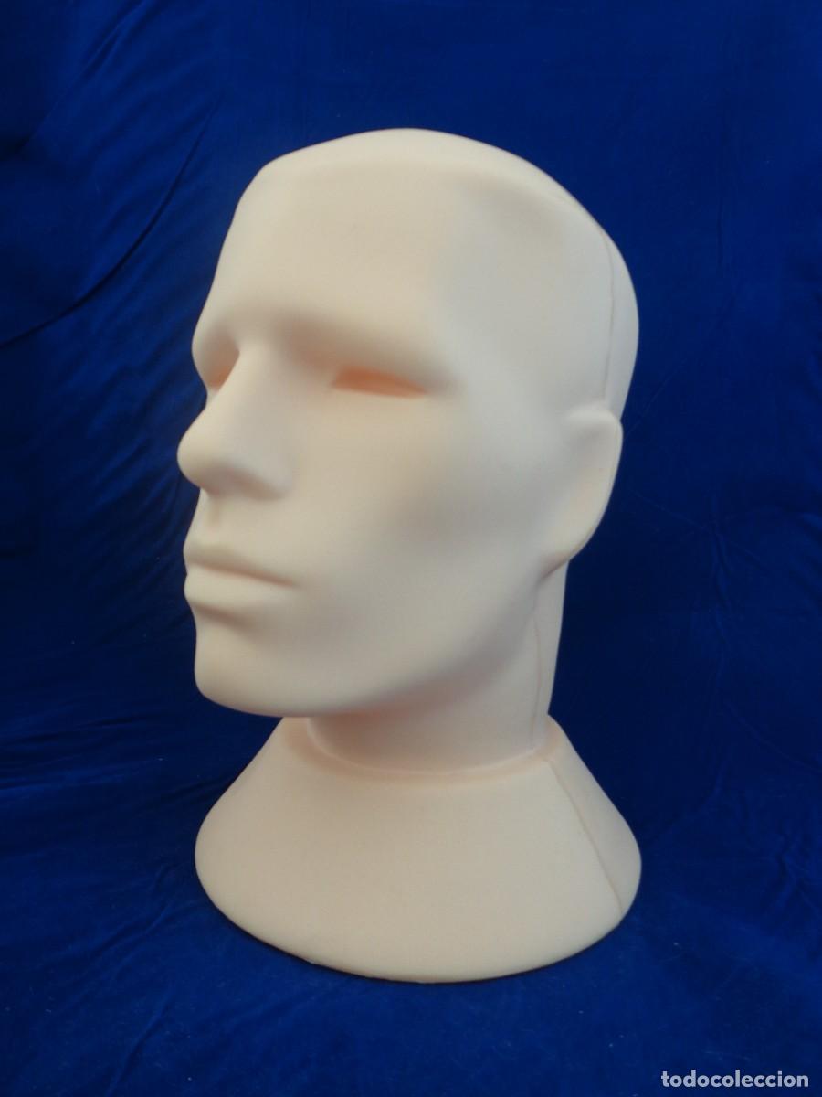 Antig&uuml;edades: BUSTO O CABEZA DE MANIQUI PARA SOMBREROS O PELUCAS (A&Ntilde;OS 80'S) GORRA SOMBRERERIA SOMBRERERO BOINA