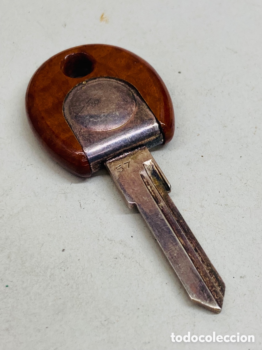 Antig&uuml;edades: Llave de plata - Foto 1