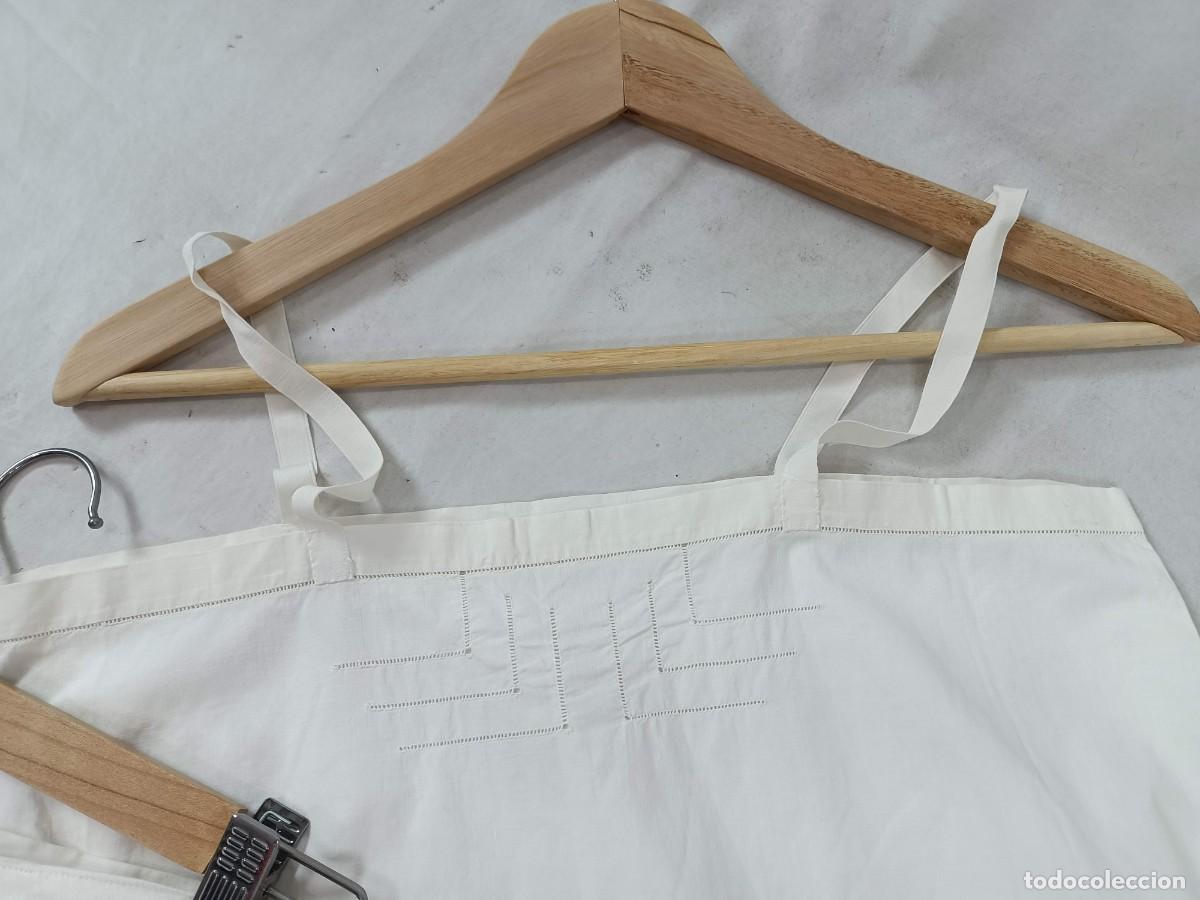 Antig&uuml;edades: CONJUTO DE CAMISA Y BRAGAS - Foto 4