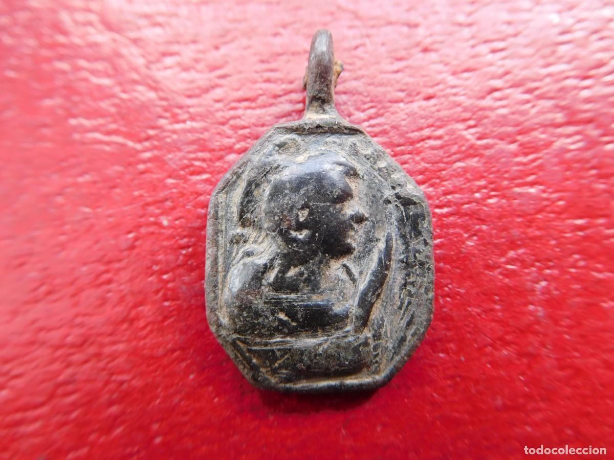 Antig&uuml;edades: Medalla religiosa de bronce antigua - Foto 1