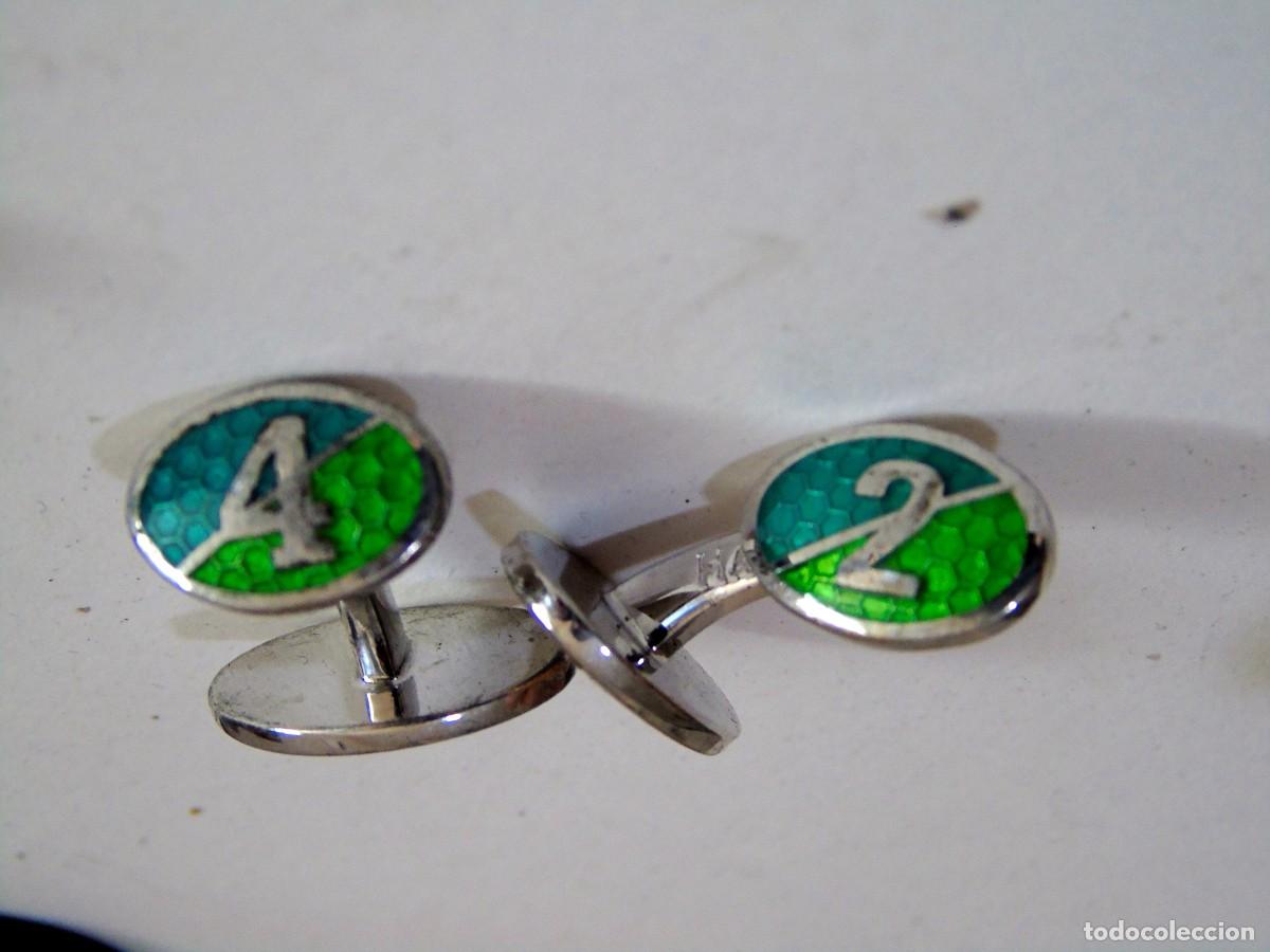 Antig&uuml;edades: GEMELOS NUMEROS DE RESINA - Foto 1