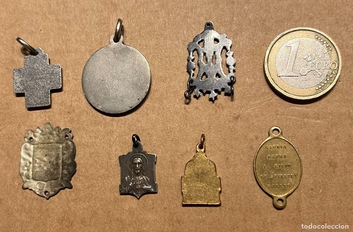 Antig&uuml;edades: Lote de medallas religiosas - Foto 2