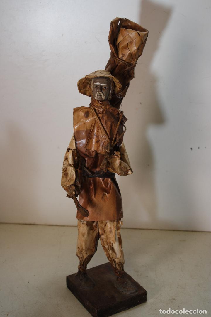 Antig&uuml;edades: figura de chino en papel mach&eacute; - Foto 4