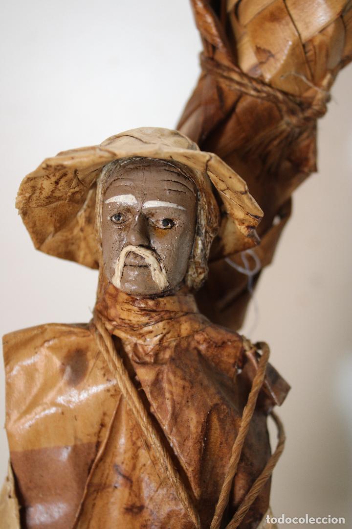 Antig&uuml;edades: figura de chino en papel mach&eacute; - Foto 5