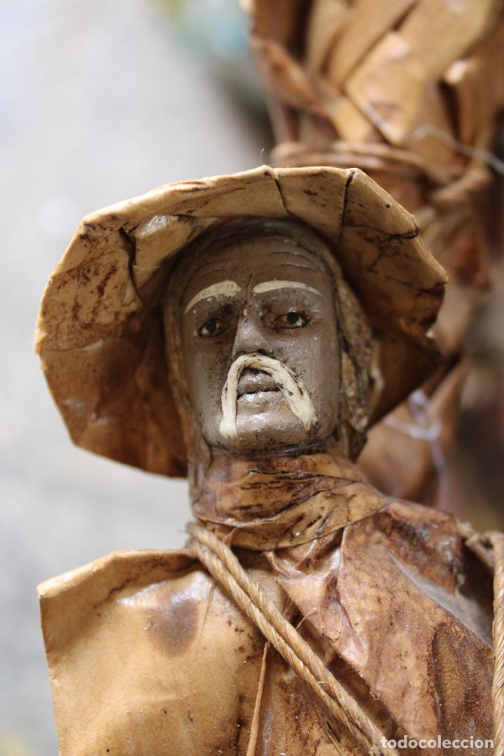 Antig&uuml;edades: figura de chino en papel mach&eacute; - Foto 6