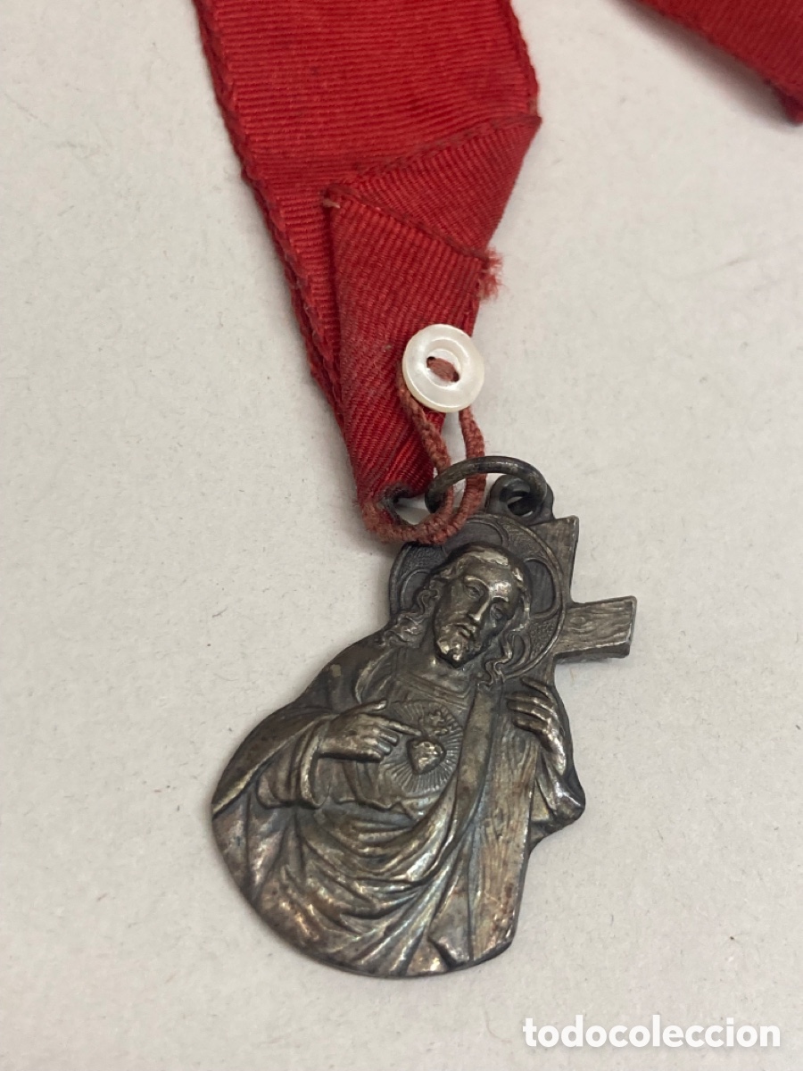 Antig&uuml;edades: Medalla religiosa met&aacute;lica - Foto 1