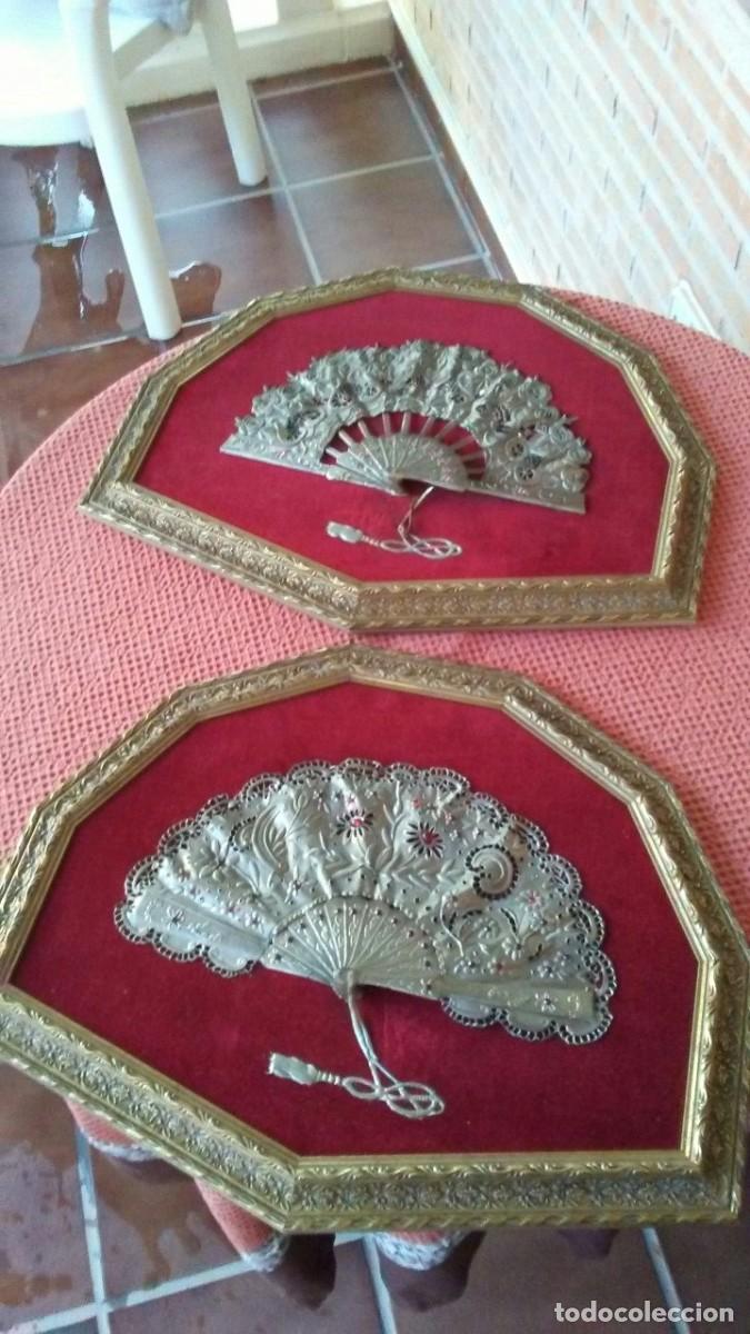Antig&uuml;edades: 2 ABANICOS ENMARCADOS ESTA&Ntilde;O - Foto 1